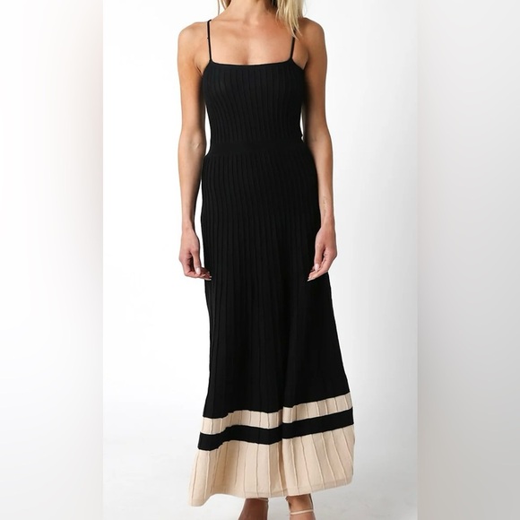 Olivaceous Robbie Maxi Dress-Black/Khaki
Spaghetti Straps SZ Small NWT - Picture 1 of 13
